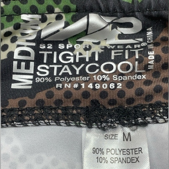 S2 sport Capri length medium camouflage work out leggings - Picture 7 of 7